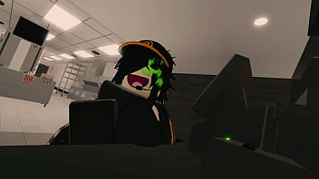 Mcdonald's worker moving her ass for costumer