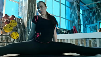 Beautiful milf at the gym