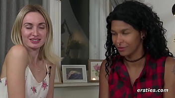 Lesbians enjoy sexy fun time