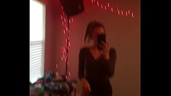 I really ike sucking on a white dick watch til the end