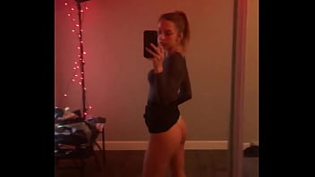 I really ike sucking on a white dick watch til the end