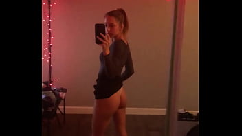 I really ike sucking on a white dick watch til the end