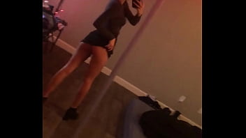 I really ike sucking on a white dick watch til the end