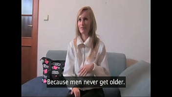 Creampie in a teens pussy