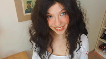 Tantaly consultant will do anything to make a sale