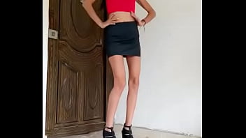 Maria loves to tease the men by pulling back her skirt Maria loves to tease the men by pulling back her skirt