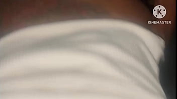 Casada dando pra dois em cima da passarela na dutra