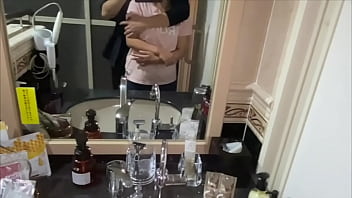 彼氏の親友と浮気s◯xでイキ狂う変態彼女