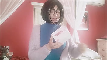 Chantal squirt with her new sex toy