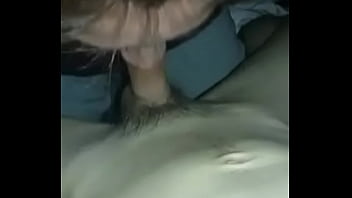 Sluttiboi gets blowjob