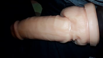 Mi juguete favorito~ se ve divertido~