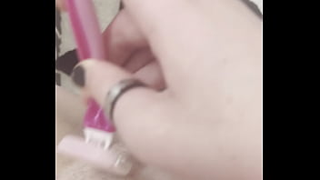 Porn slut keeping her pussy bald