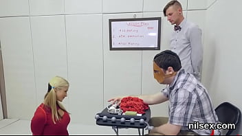 Delirious bitch gets her fuckholes spread and extremely nailed