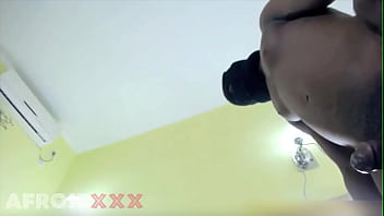 Aimez vous vous faire sucer par de grandes filles