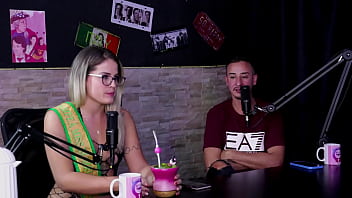 Começou cedo no swing trocou de trabalho na pandemia e depois que a família descobriu entrou pro pornô de vez arthur aily sheer red