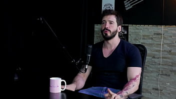 Começou cedo no swing trocou de trabalho na pandemia e depois que a família descobriu entrou pro pornô de vez arthur aily sheer red