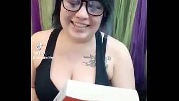 I just love these little retro cases for my switch games ️