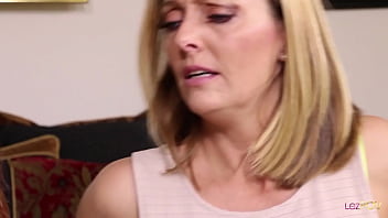 Dominant mature blonde knows exactly what to do with teen redhead in lesbian sex plan Dominant mature blonde knows exactly what to do with teen redhead in lesbian sex plan