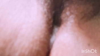 Probando miel caliente delicioso