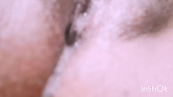 Probando miel caliente delicioso