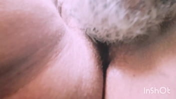 Probando miel caliente delicioso