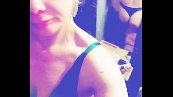 Vient me rejoindre on va baiser comme des bêtes