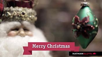 Naturally busty mrs claus' asshole gaped wide