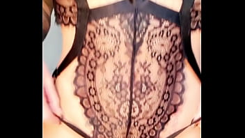 Met le son c'est bientôt noël fait toi plaisir avec moi