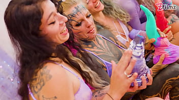 Squirt mayhem 5 girls squirting on each other anal dildos prolapse gapes atm