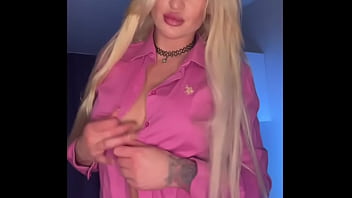 It should be standard between friends to eat each other