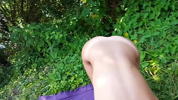 Sexydea’s lake adventure – blowjob and fucked by a lucky guy
