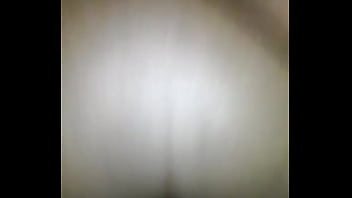 Comendo o cuzinho da minha esposa d