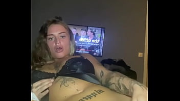 Big titty emo fingers her tight pussy until she orgasms