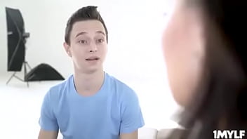 Tasting her exotic 4