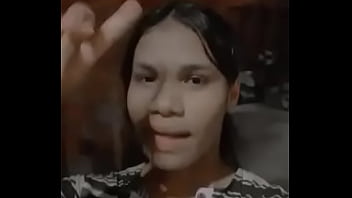 Novinhas rebolando mostrando a rabiola grande