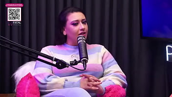 Podcast prosa guiada emme white entrevista agatha ludovino e falam sobre assuntos polemicos e safadezas