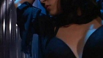 Roxy mouth got jammed