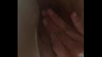 Joven Zorra Busca Lechita Caliente Lynela Nira thumbnail