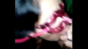 Adicta a la leche se come una gran verga