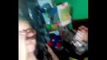 Adicta a la leche se come una gran verga