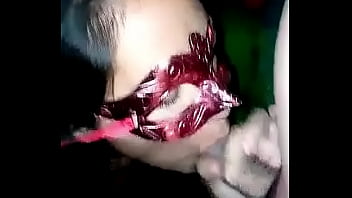 Adicta a la leche se come una gran verga