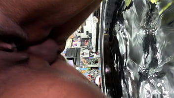 Me da esse cuzinho apertadinho pra eu gozar