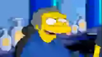 Homer simpson recibe un corte de pelo