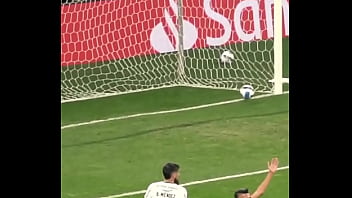 Arrasca transando com a zaga do corinthians