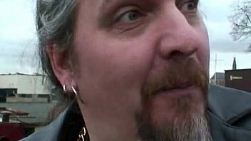 Dutch stripper bowjob in the club