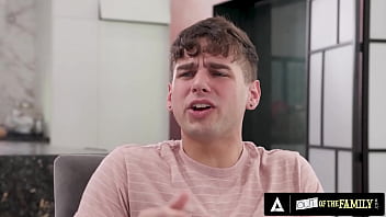 Hot teen enjoys her stepcousin's cock deep in her pussy