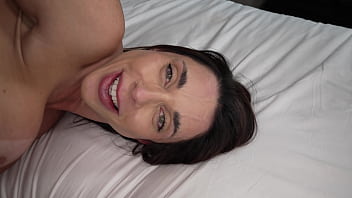 Brasileña cachonda recibe buena tanda de polla negra por el culo bbc anal a luiza marcato