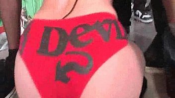 Brunetteloveschocolatecock