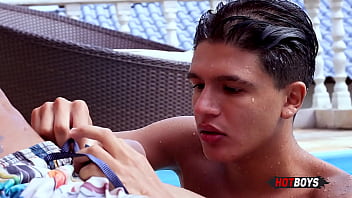 Fodendo O Cu Do Novinho Safado thumbnail