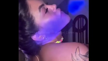 Peguei minha esposa no flagra sentando no pau do cunhado dela junto com sua irmã relacionamento familiar